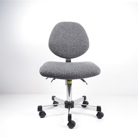 China El banco de trabajo ergonómico de la tela gris preside sillas traseras grandes ajustables del laboratorio fábrica